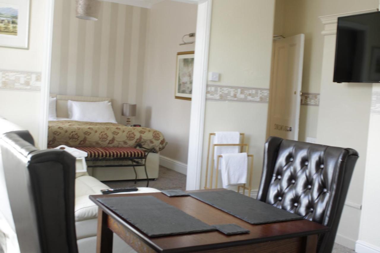 Clifton Villa Guest House Llandudno Luaran gambar