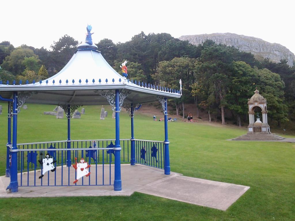 Clifton Villa Guest House Llandudno Luaran gambar
