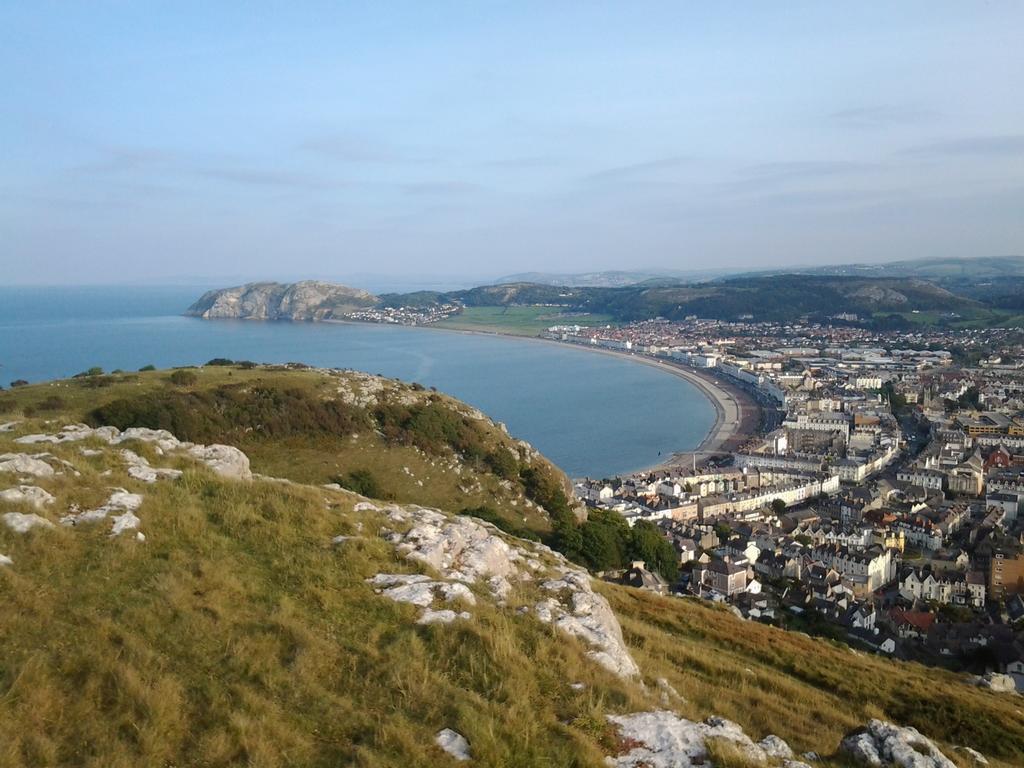 Clifton Villa Guest House Llandudno Luaran gambar