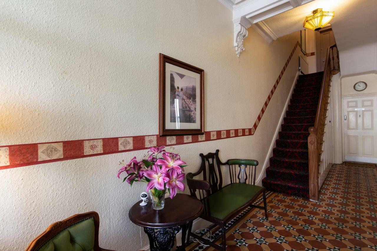 Clifton Villa Guest House Llandudno Luaran gambar